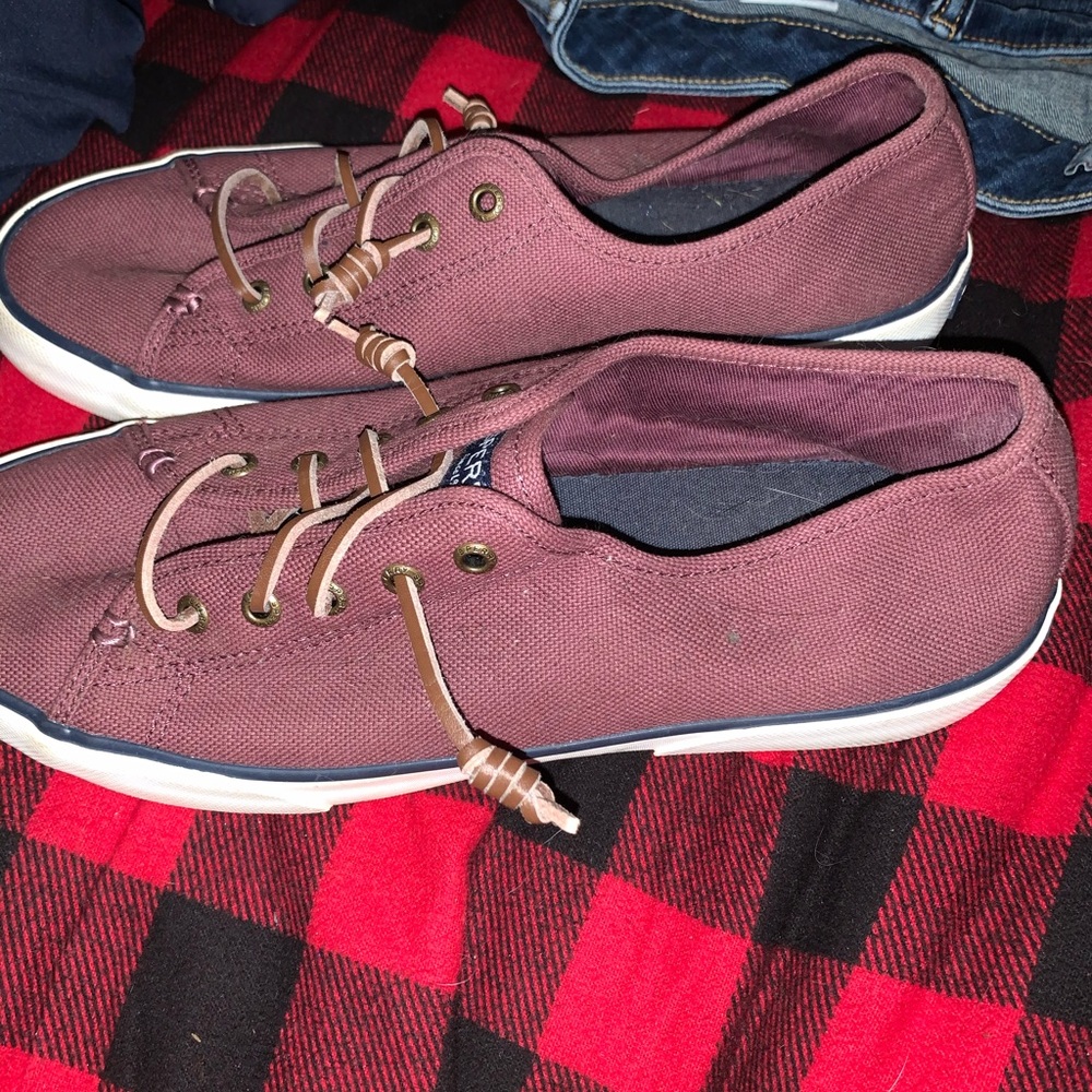 Sperry - Picture 3 of 3
